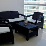 Precioso Apto Cama King Y Con Salida A Playa