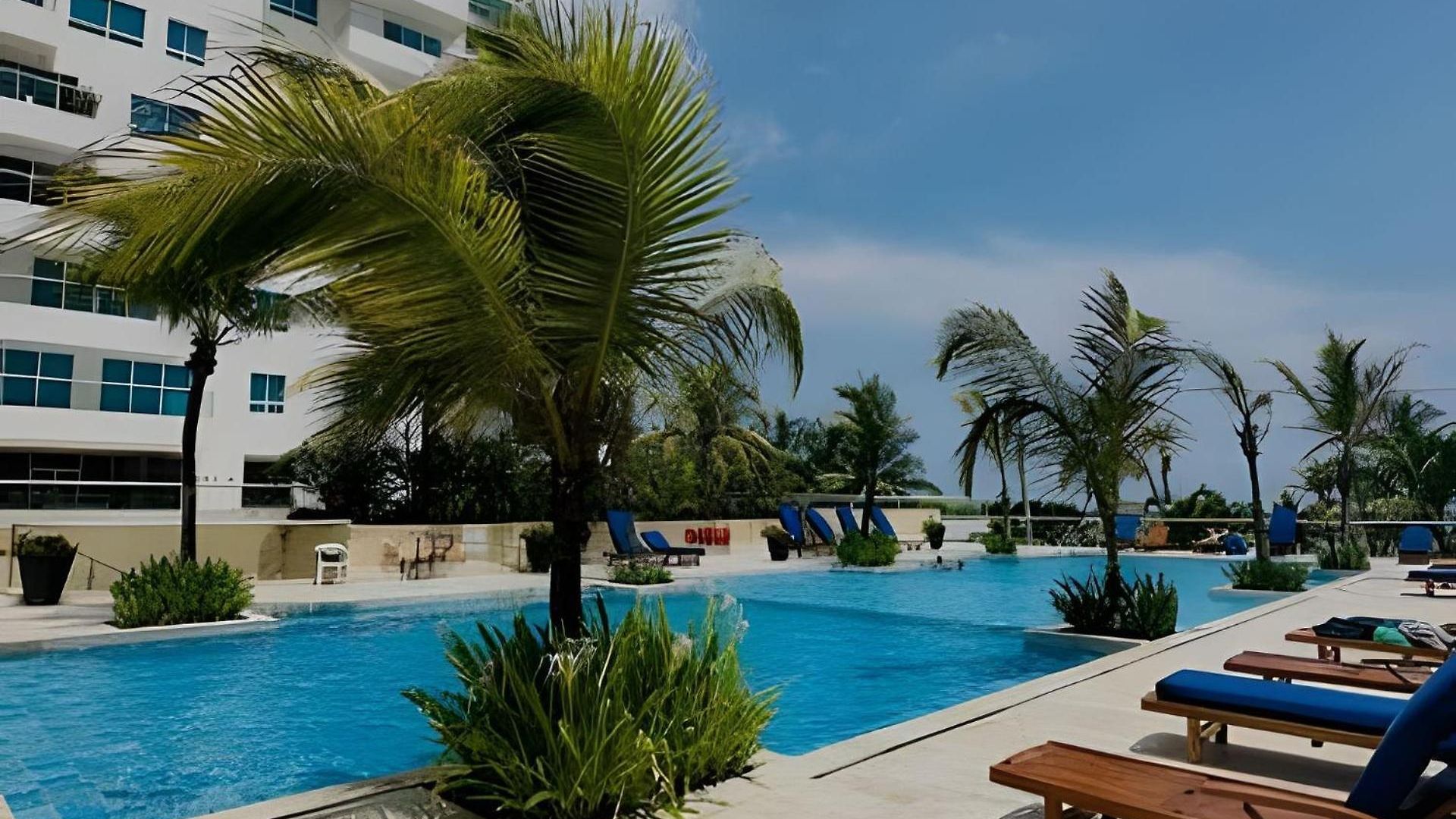Precioso Apto Cama King Y Con Salida A Playa Cartagena